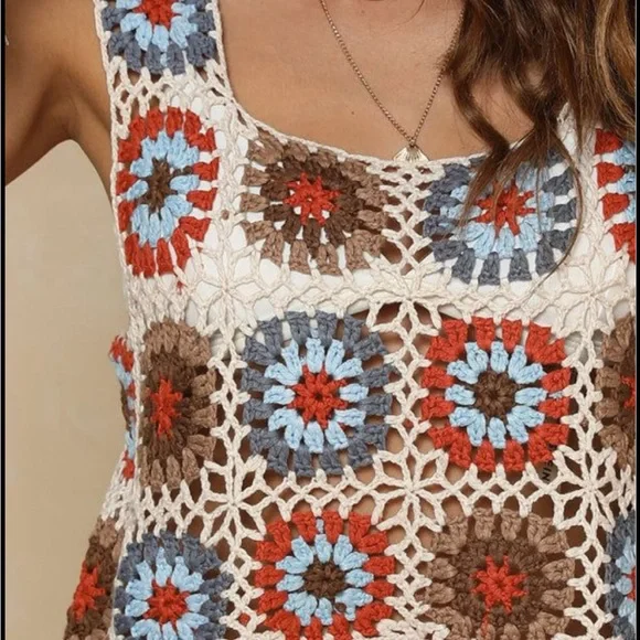 Crochet Granny Square Crop Top - Picture 8 of 8